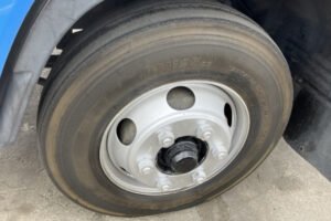 2010 Arm Roll Isuzu Forward PKG-FRR90S2