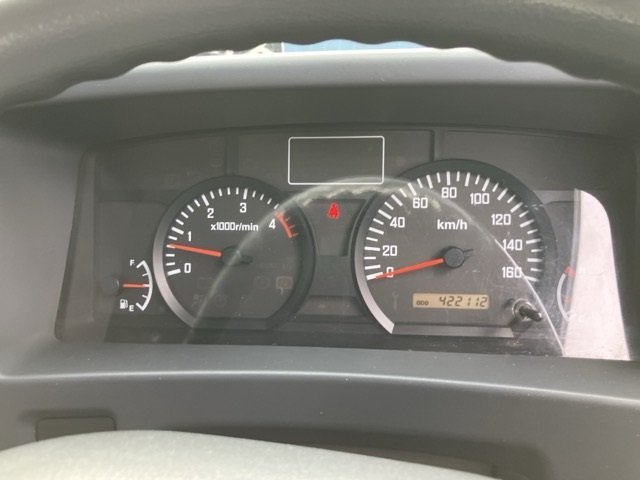 2013 Freezer Refrigerator Truck Nissan Condor TKG-BMR85AN - Image 10