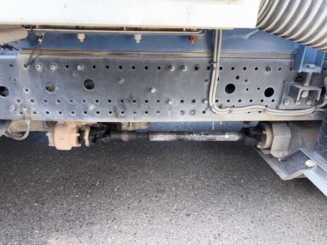 2011 Tank Truck Isuzu Forward PKG-FRR90S1 - Image 13