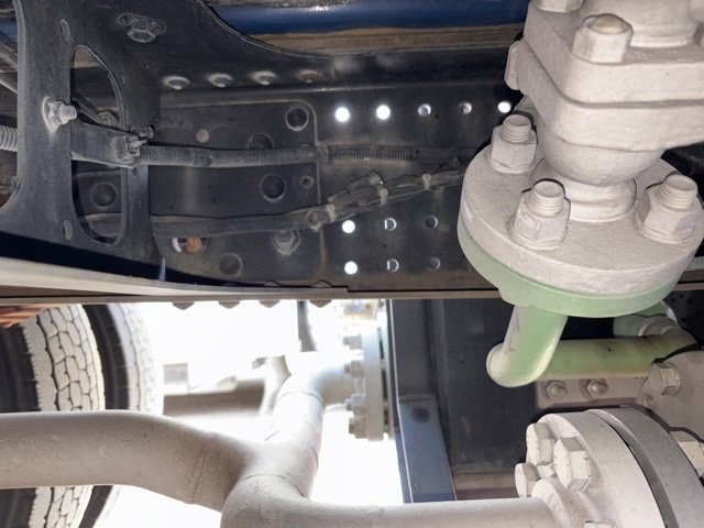 2011 Tank Truck Isuzu Forward PKG-FRR90S1 - Image 14