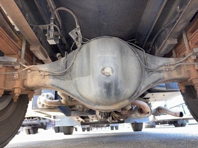 2011 Tank Truck Isuzu Forward PKG-FRR90S1 - Image 16