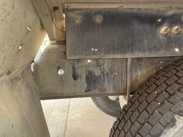 2001 Concrete Mixer Truck Isuzu Giga KL-CXZ73K3 - Image 17