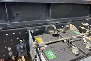 2010 Arm Roll Isuzu Forward PKG-FRR90S2