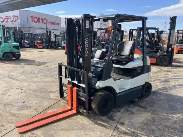 Forklift Toyota 7FB20 2015