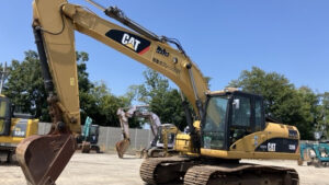 Hydraulic Excavators CATERPILLER 320D 2011