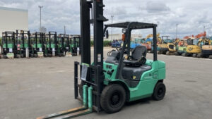 Forklift MITSUBISHI FG25D 2005