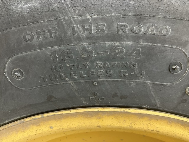 Wheel Loader KOMATSU WA100-8 2019 - Image 11