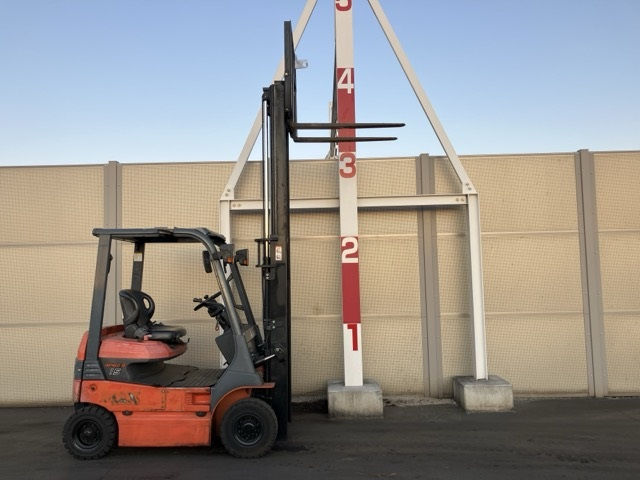 Forklift Toyota 7FB15 2010 - Image 15