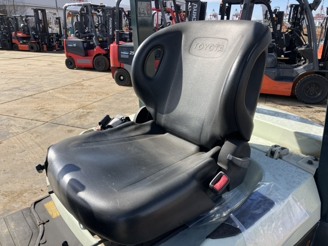Forklift Toyota 7FB20 2015 - Image 16