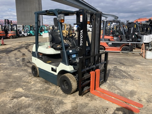 Forklift Toyota 7FB20 2015 - Image 3