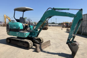 Hydraulic Excavators KOMATSU PC27R-8 1997