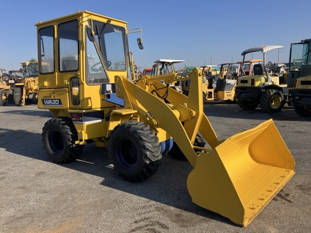 Wheel Loader KOMATSU WA30-3 1988 - Image 3
