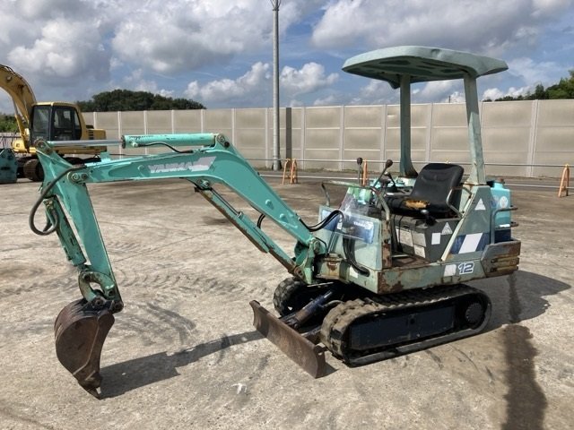 Hydraulic Excavators YANMAR B12-2 1995