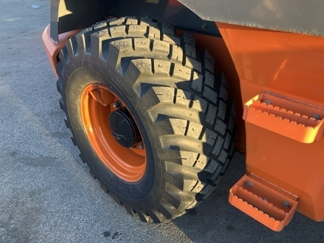 Wheel Loader HITACHI ZW80 2012 - Image 10