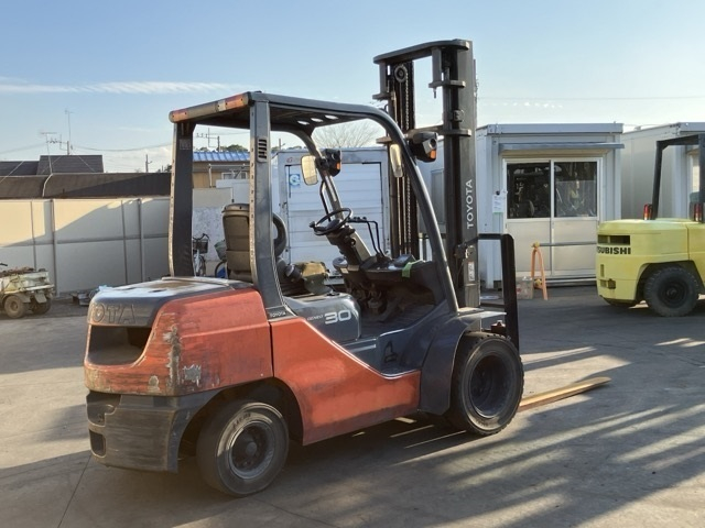 Forklift Toyota 02-8FD30 2018 - Image 4