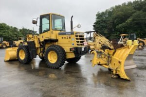 Wheel Loader KOMATSU WA100-3 2000