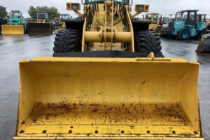 Wheel Loader KOMATSU WA100-3 2000
