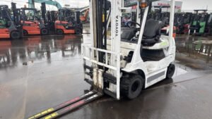 Forklift Toyota 7FB20 2010