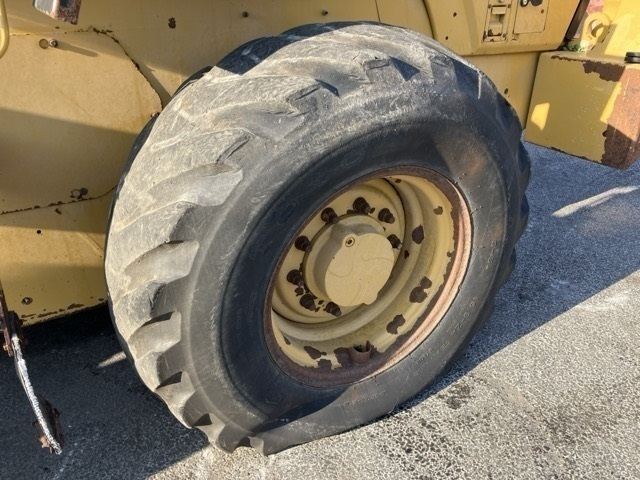 Wheel Loader CATERPILLER 910K 2016 - Image 8