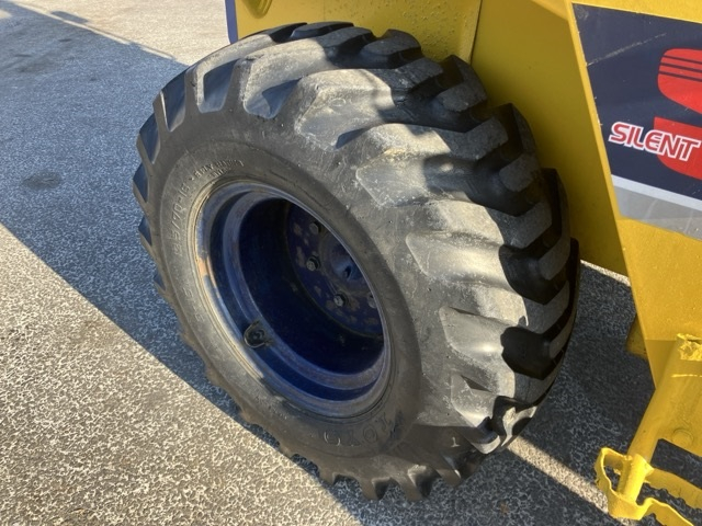 Wheel Loader KOMATSU WA30-3 1988 - Image 10