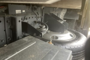 2013 Flat Body Isuzu Elf TKG-NKR85A - Image 11