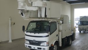 2011 Aerial Platform Toyota Dyna BDG-XZU354H - Image 1