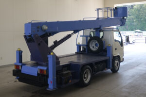 2007 Aerial Platform Isuzu Elf PB-NKR81N - Image 3
