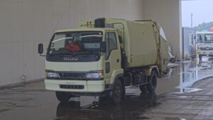 2002 Garbage Truck Isuzu Forward Juston  KK-NRR35D4 - Image 1