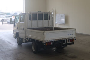 2009 Double Cab Isuzu Elf BKG-NHR85A - Image 4