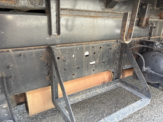 2004 Dump Tipper Nissan UD KK-MK25A - Image 11