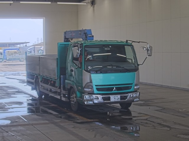 2006 Crane Truck Mitsubishi Fuso Fighter PA-FK61R - Image 2