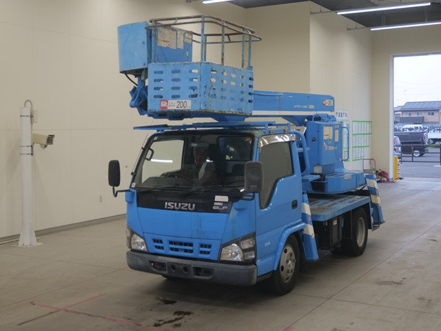 2006 Aerial Platform Isuzu Elf PB-NKR81N - Image 1