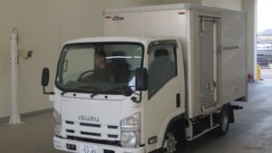 2009 Van Wing Isuzu Elf BKG-NLR85AN - Image 1