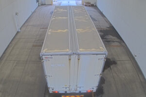 2018 Van Wing Mitsubishi Fuso Fighter TKG-FK64F