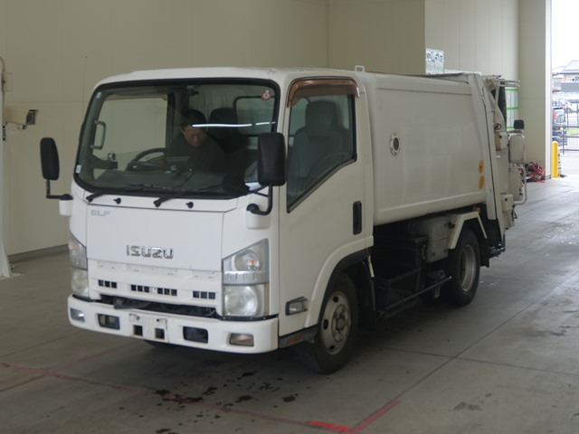 2011 Garbage Truck Isuzu Elf BKG-NMR85AN - Image 1