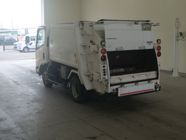 2011 Garbage Truck Isuzu Elf BKG-NMR85AN - Image 4