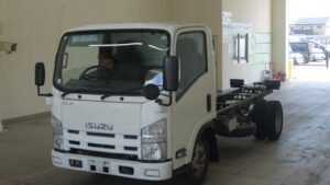 2011 Chassis Truck Isuzu Elf  BKG-NMR85AN - Image 1