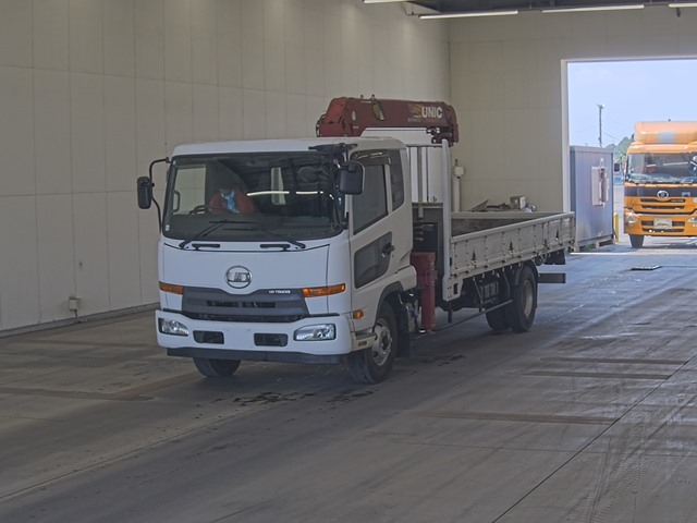 2017 Crane Truck Nissan Condor TKG-MK38L - Image 1