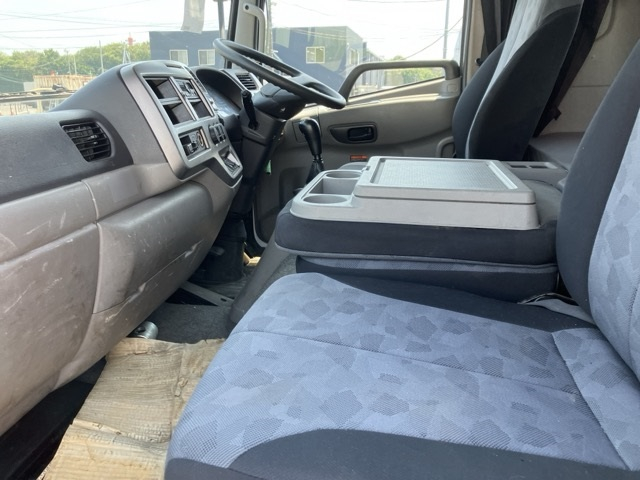 2017 Crane Truck Nissan Condor TKG-MK38L - Image 6