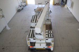 2006 Aerial Platform Isuzu Elf PB-NKR81N - Image 5