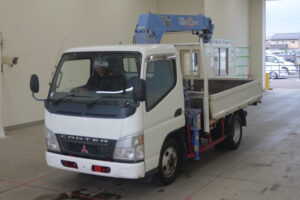 2004 Crane Truck Mitsubishi Fuso Canter KK-FE72EC - Image 1