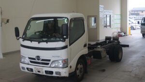 2007 Chassis Truck Hino Dutro BDG-XZU344M - Image 1