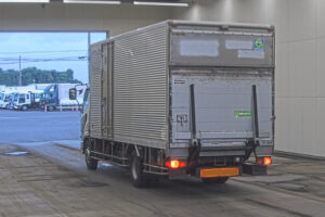 2010 Van Wing Mitsubishi Fuso Fighter PDG-FK74F - Image 3