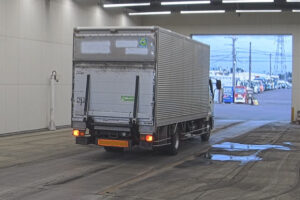 2010 Van Wing Mitsubishi Fuso Fighter PDG-FK74F - Image 4