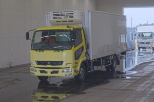 2015 Freezer Truck Mitsubishi Fuso Fighter TKG-FK71F - Image 1