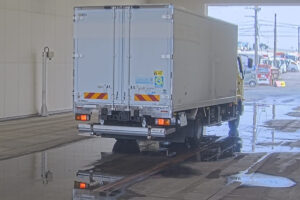 2015 Freezer Truck Mitsubishi Fuso Fighter TKG-FK71F - Image 4