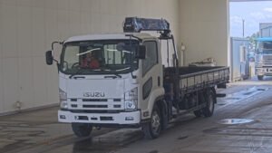2009 Crane Truck Isuzu Forward PKG-FRR90S1 - Image 1