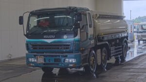 2005 Tank Truck Isuzu Giga PJ-CYG77P6 - Image 1