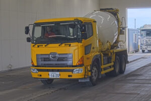 2016 Concrete Mixer Hino Profia QPG-FS1AKDA