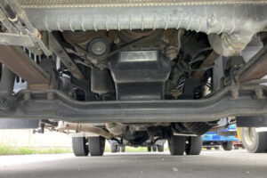2012 Garbage Truck Hino Ranger  SKG-FC9JDAA - Image 9